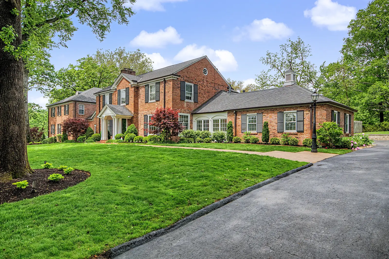7 Greenbriar Drive